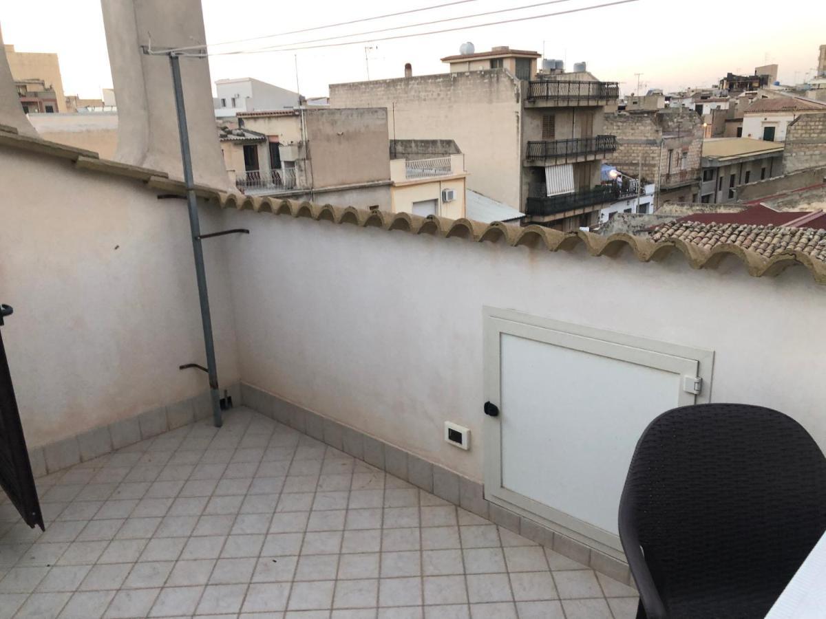 Mansarda Mentana Due Apartment Витория Екстериор снимка